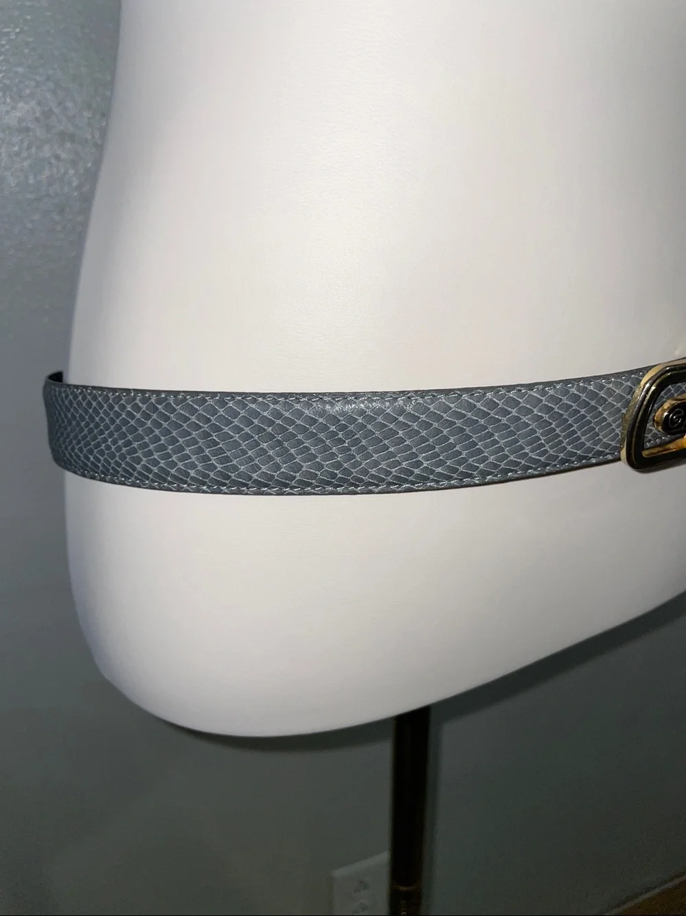 Old Money Gray Snakeskin Leather Belt Gold Buckle Goboron Italy Embossed Italian